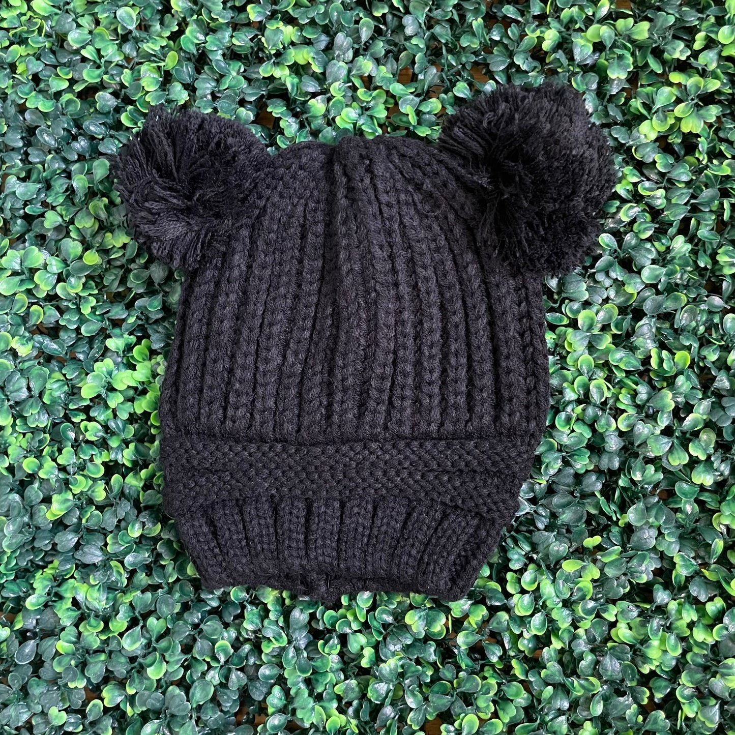 Pom Pom hat